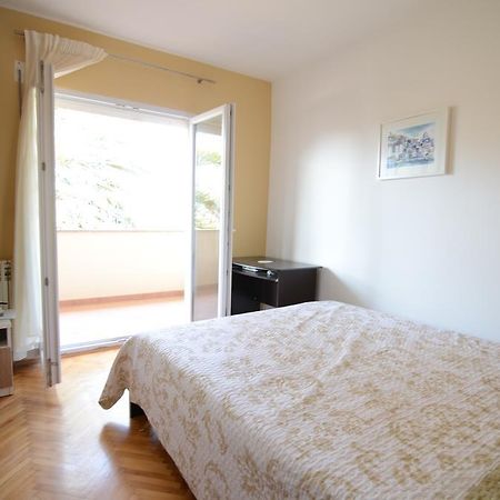 Apartment Emi Sukošan エクステリア 写真