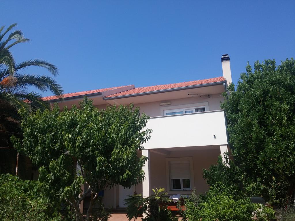 Apartment Emi Sukošan 部屋 写真